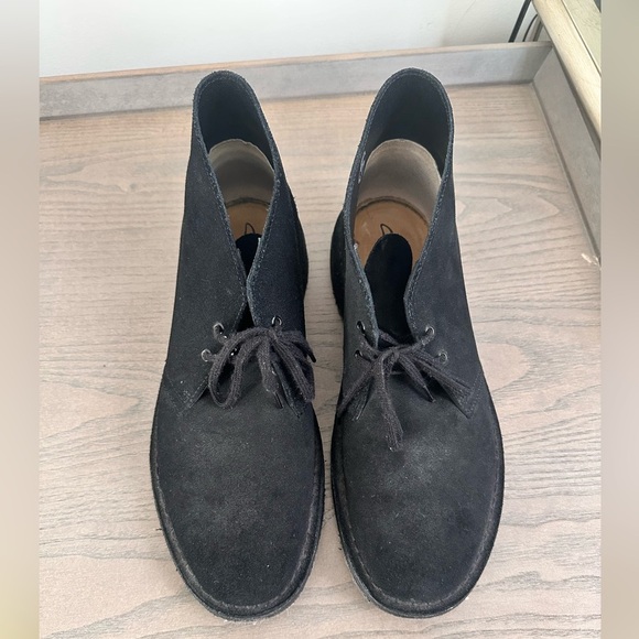 Clark’s  Suede Men's boots - Picture 1 of 7